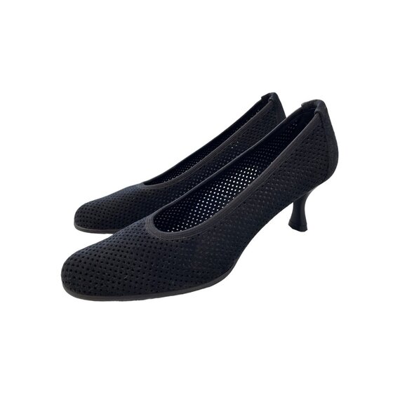 Stuart Weitzman Perforated Suede Pumps Women 8 Black Kitten Heel Career Workwear - Picture 2 of 7